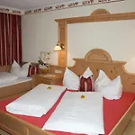 Alpinschloessl 아파트호텔 4*