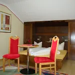 Alpinschloessl 아파트호텔