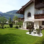 Alpinschloessl 4* 메이른호픈