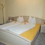 Alpinschloessl 4*