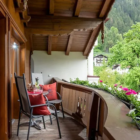 Alpinschlossl Ξενοδοχείο με διαμερίσματα Mayrhofen