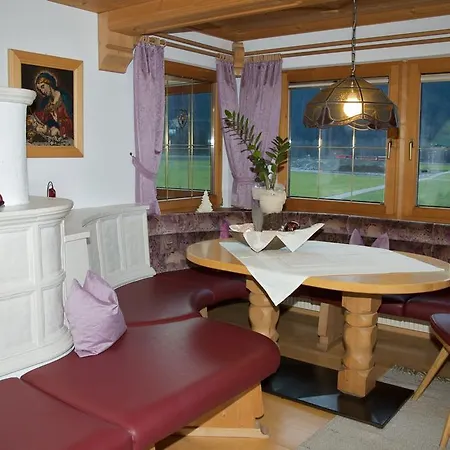 Alpinschloessl Apartmanhotel