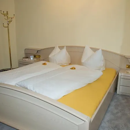 Alpinschloessl 4*