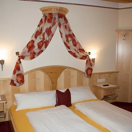 高山城堡公寓式酒店