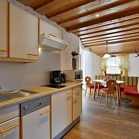 Alpinschlossl Aparthotel