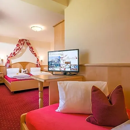 Alpinschlossl Aparthotel 4*