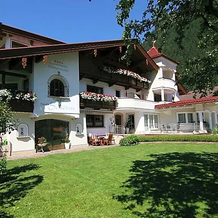 Alpinschlossl Mayrhofen