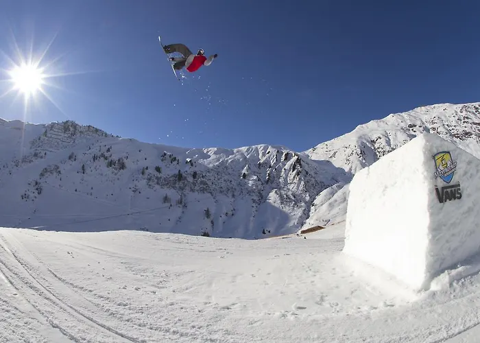 高山城堡公寓式酒店 4* 迈尔霍芬