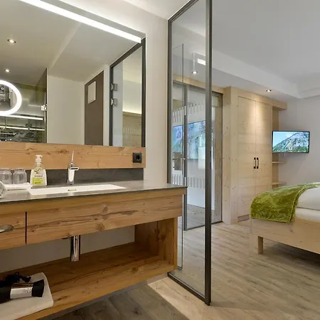 Apart Otel Alpinschloessl Mayrhofen