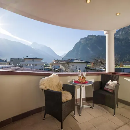 Alpinschloessl Apart Otel Mayrhofen